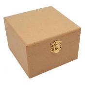 Caja cuadrada fabricada en MDF